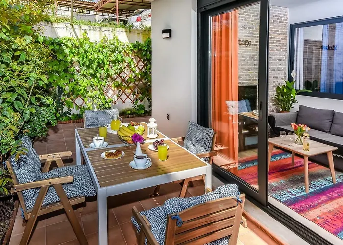 Vintage Chania (Crete)